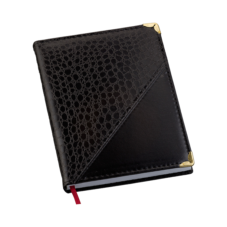 Agenda diária com capa croco com recorte diagonal personalizada