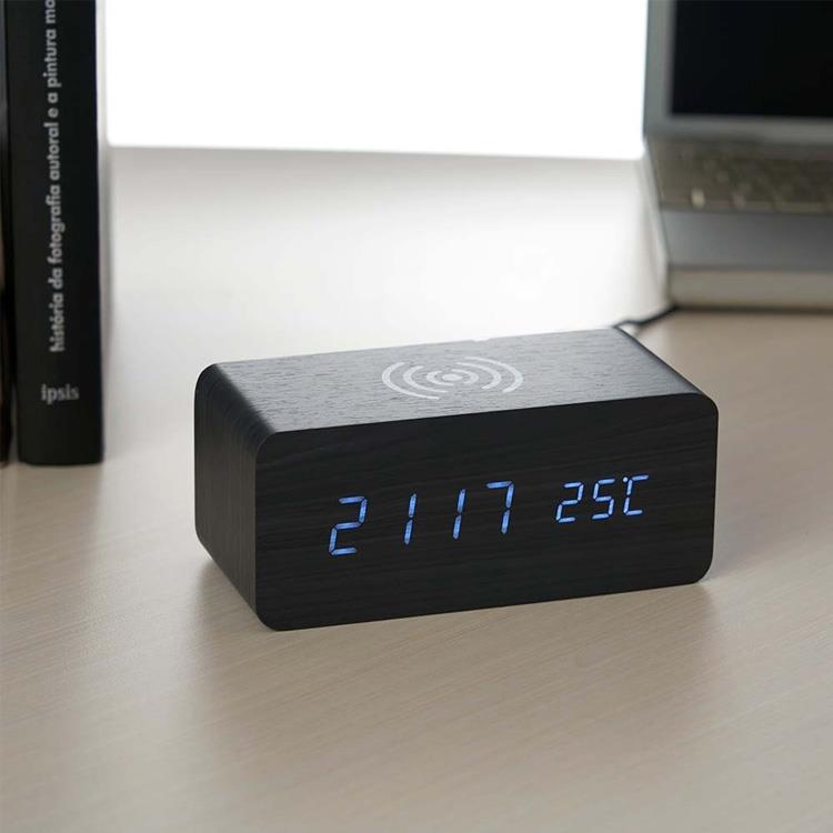 Relógio de madeira digital com carregador de indução personalizado - RL035
