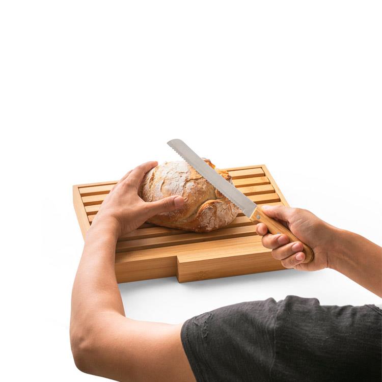 Tábua para pão com faca personalizada