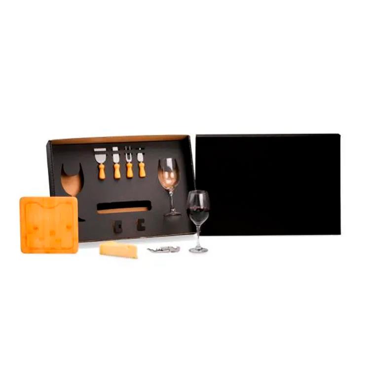 Kit personalizado queijo e vinho 8 peças