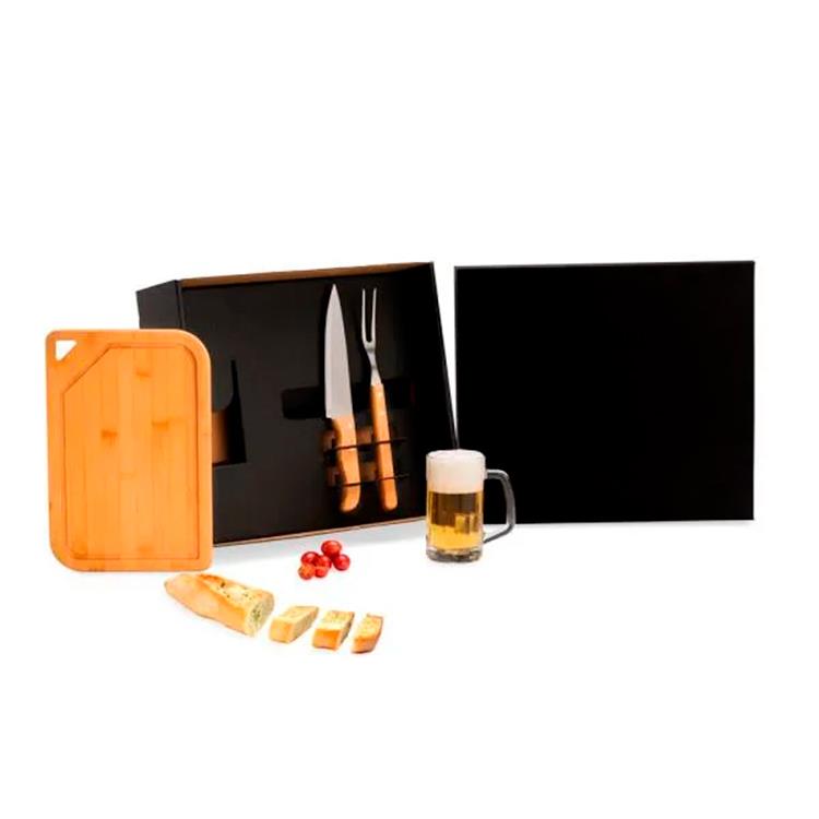 Kit personalizado churrasco e cerveja 4 peças