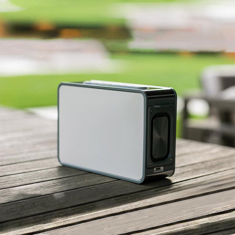 Caixa de som em ABS 100% reciclado