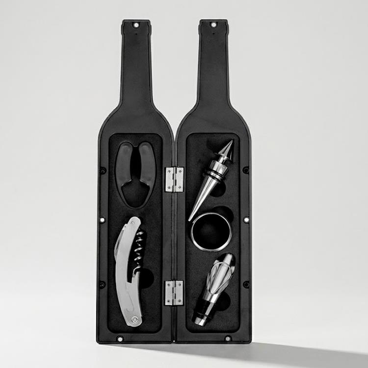 Kit vinho em formato de garrafa com 5 peças personalizado