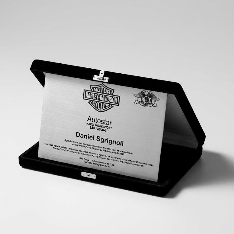 Placa de Homenagem em Estojo de Luxo Personalizada