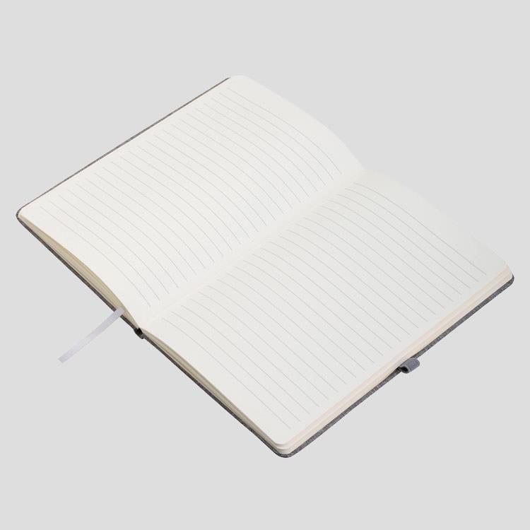 Caderno Raízes do Futuro